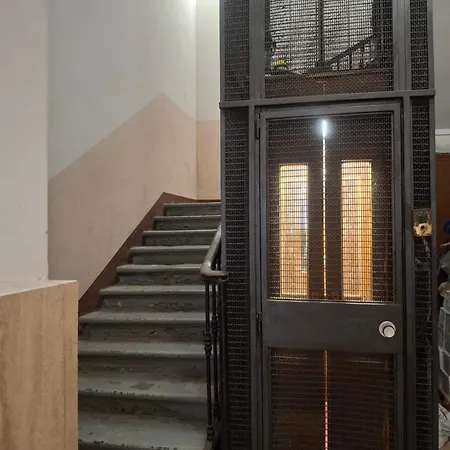 酒店 维也纳酒店 *