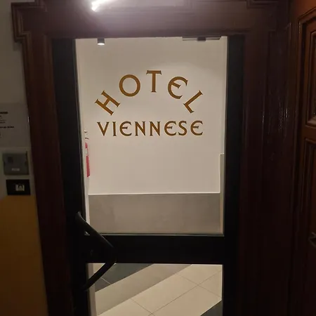 Viennese * Rome